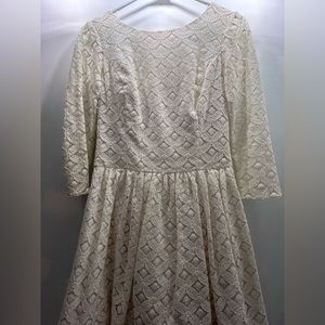 Lilly Pulitzer White Lace Tea Dress with Quarter Length Sleeves Size 00
